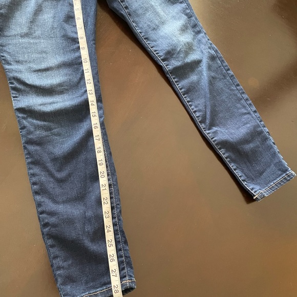 Universal Thread Skinny Jeans, Size 4 - Picture 11 of 16